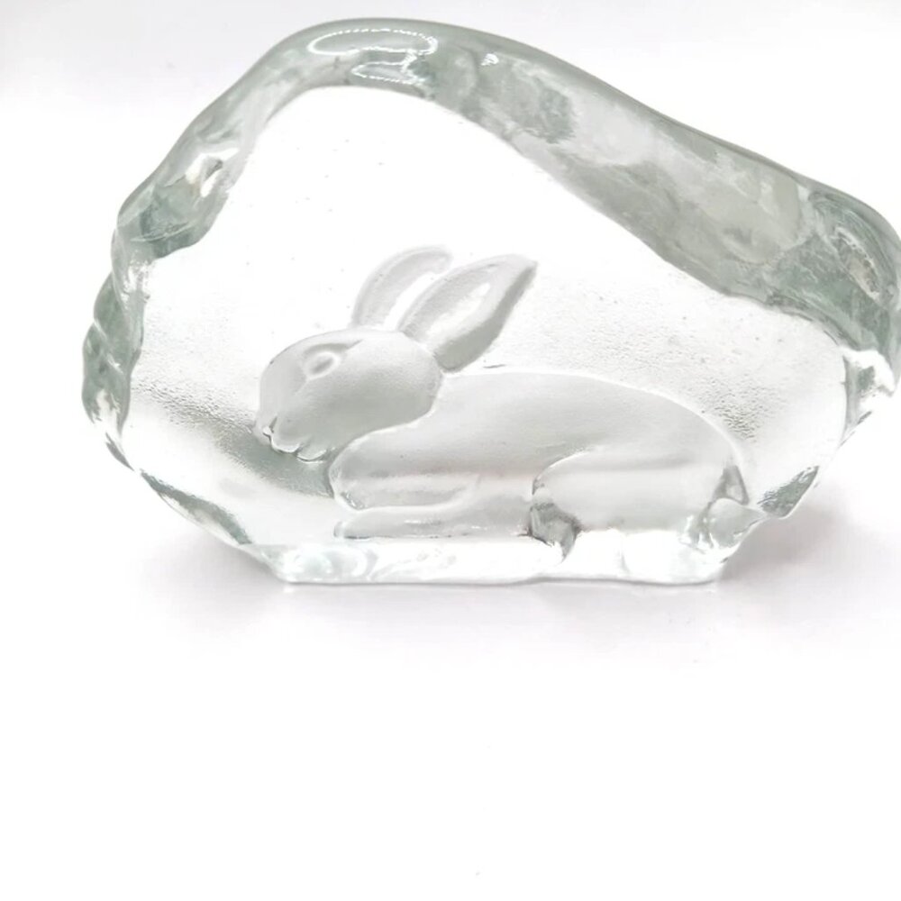 Glass Crystal Paperweight Rock Bunny Rabbit   4.25"x 4"